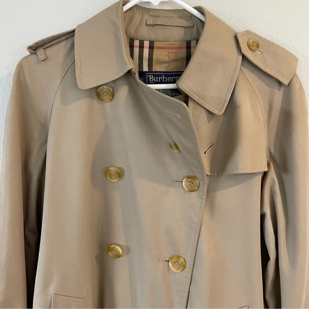 Burberry Vintage Women's Tan Cotton Long Trench Coat w/ Belt (10 L) - Picture 2 of 15